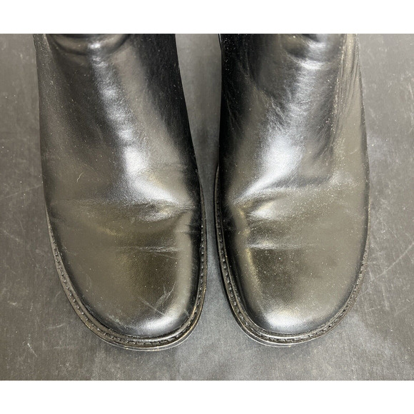 Cole Haan Women's Sz 8B Black Leather Vibram Sole Slip On Stretch Ankle Booties - Picture 8 of 10